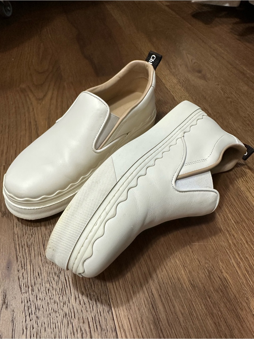 CHLOÉ LAUREN LEATHER SLIP ON SNEAKERS Women's Size 7 US/ 37 EU